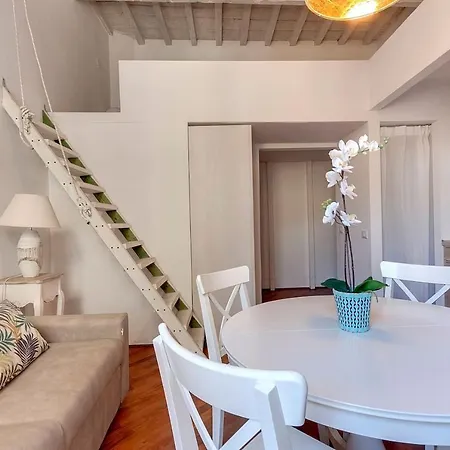 Daire Niccolini Apartament *